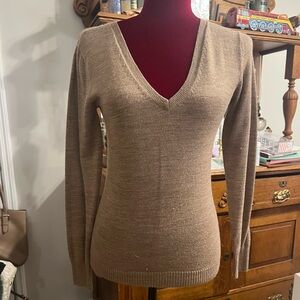 Old Navy V-Neck Beige Women's Sweater